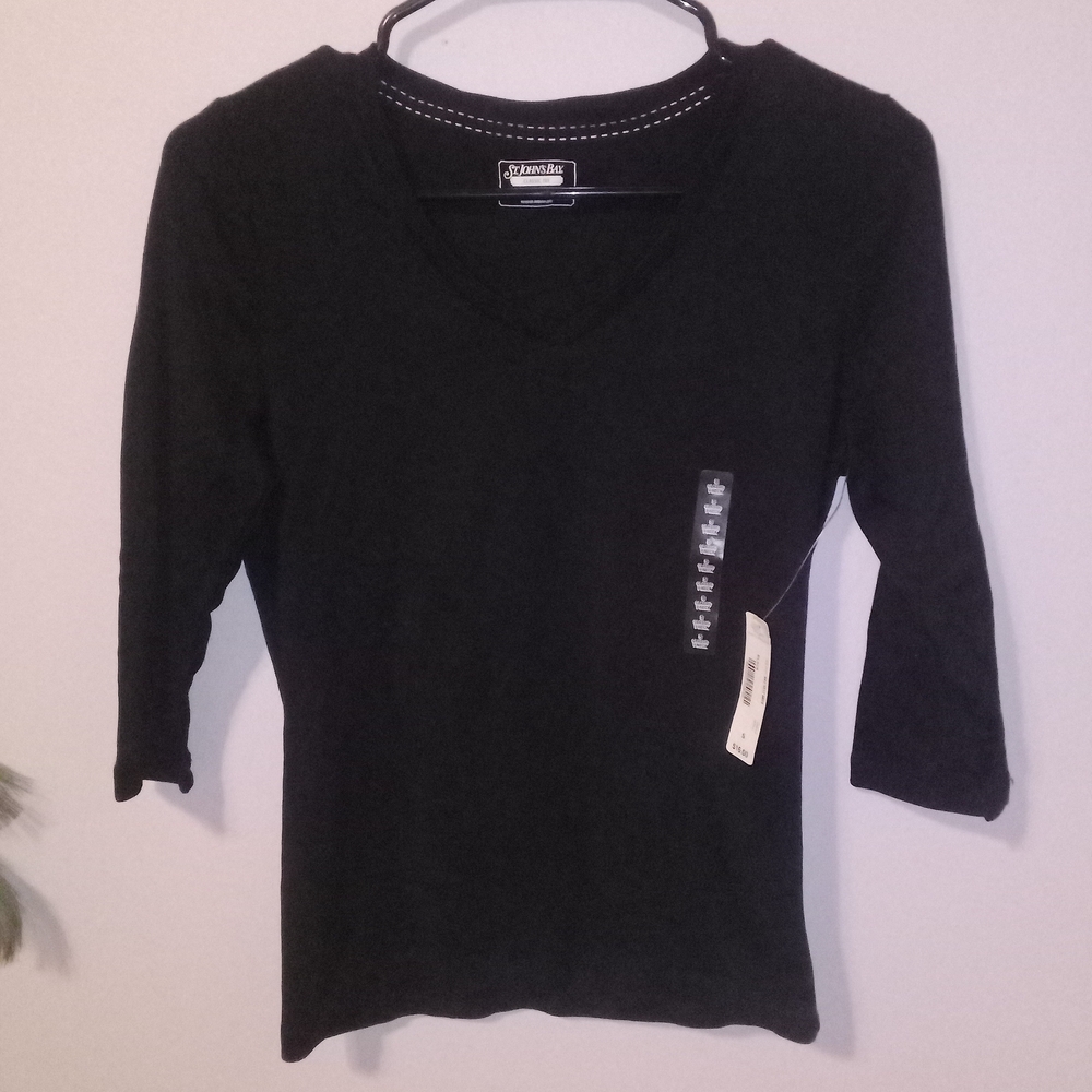 St. John's Bay Black 3/4 Quarter Length V-Neck Top